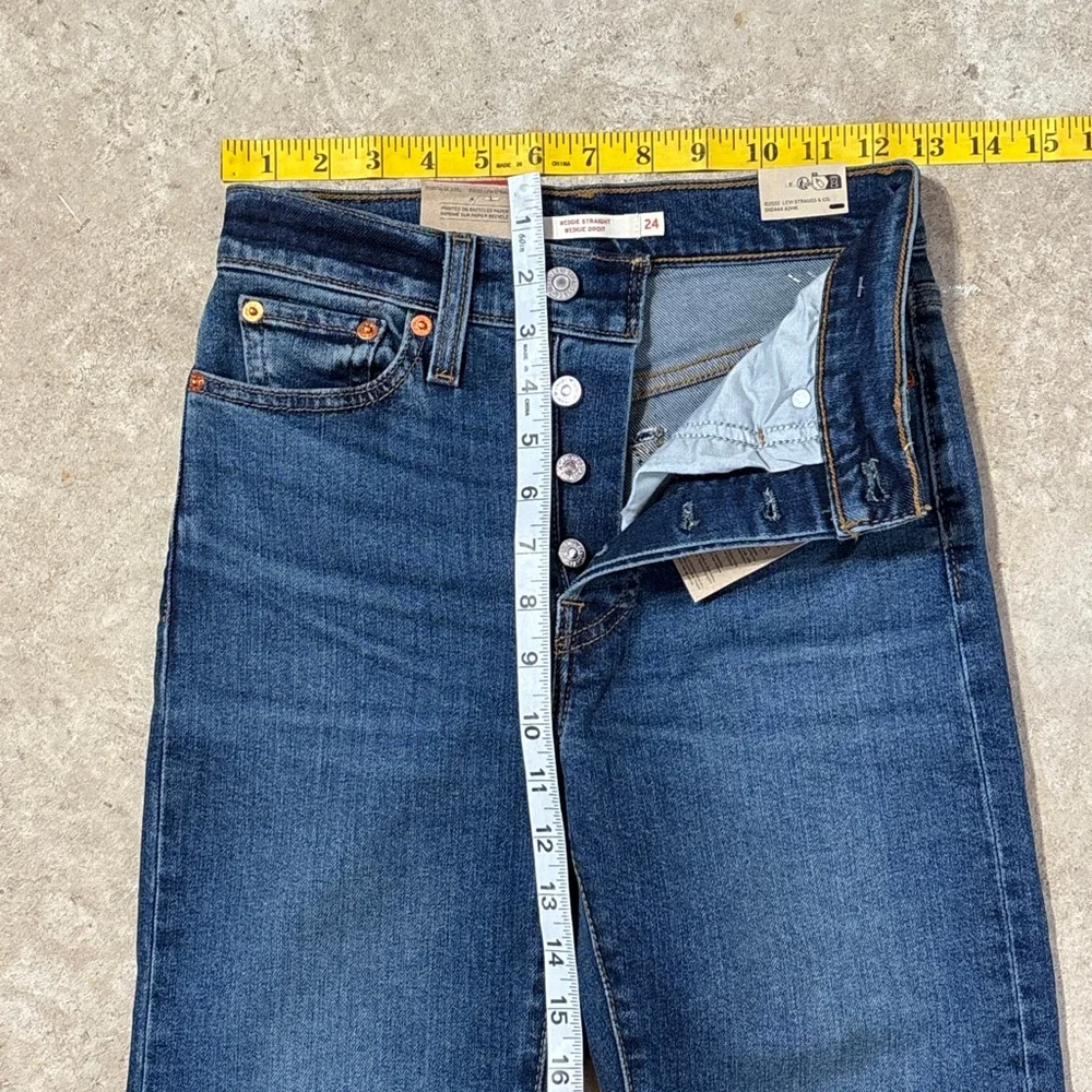 Levi's Blue Wedgie Straight Leg Jeans Women’s Size 24 Button Fly High Rise NWT